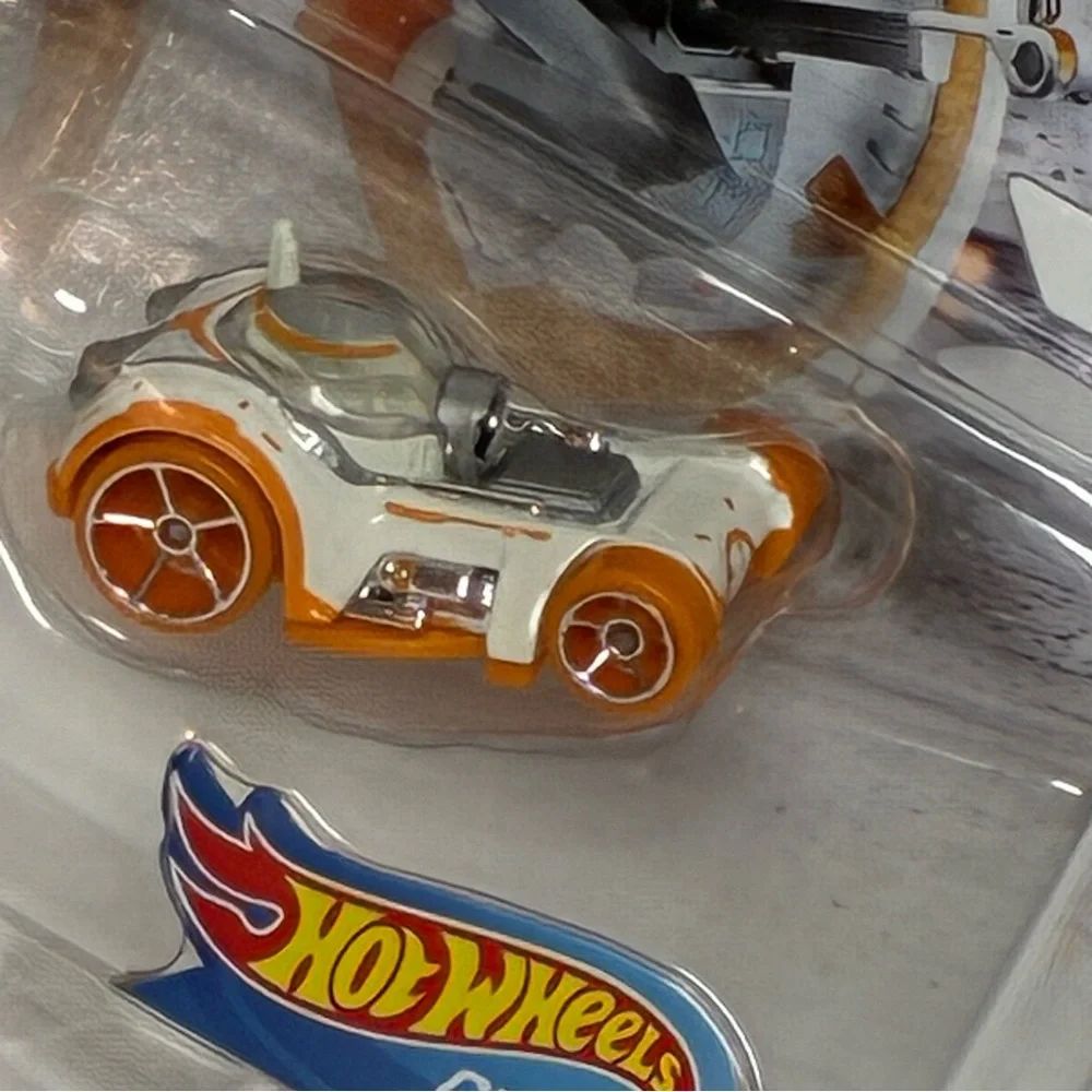 Hot Wheels Character Cars Star Wars BB-8 (BBGYB38) NEW